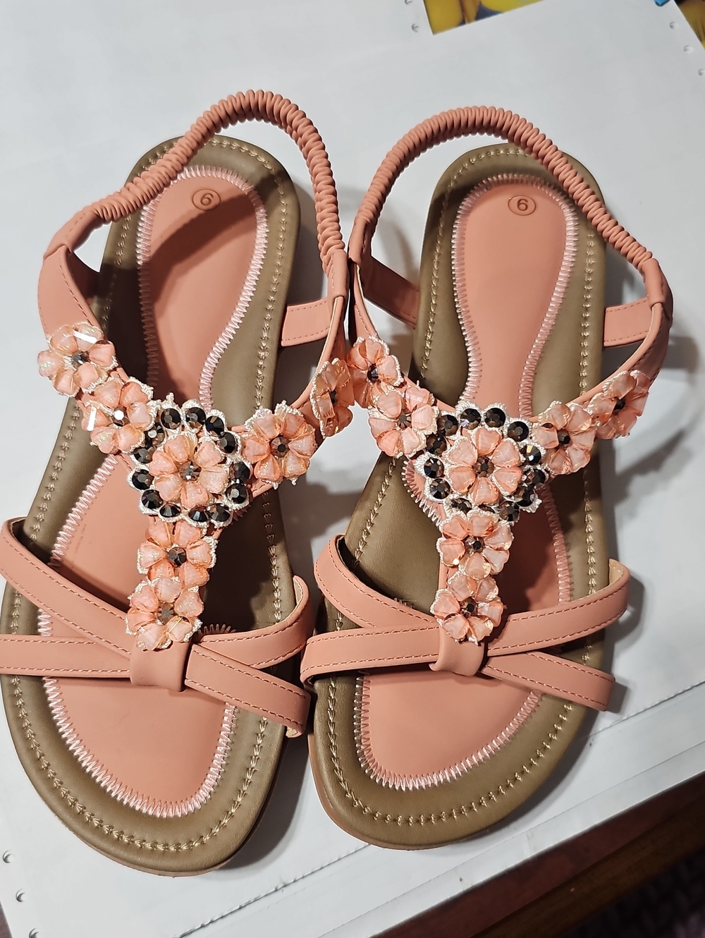 Women's Peach Floral T-Strap Sandals Size 9